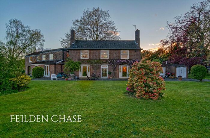 7 Bedroom Detached House For Sale In Feilden Chase, Mollington, CH1