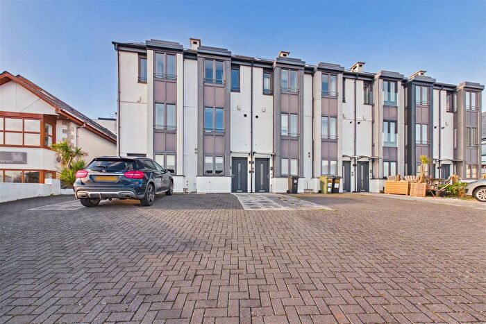 3 Bedroom Terraced House For Sale In Edgcumbe Gardens, Newquay, TR7