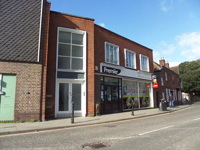 2 Bedroom Flat To Rent In Oaten Hill, Canterbury, CT1