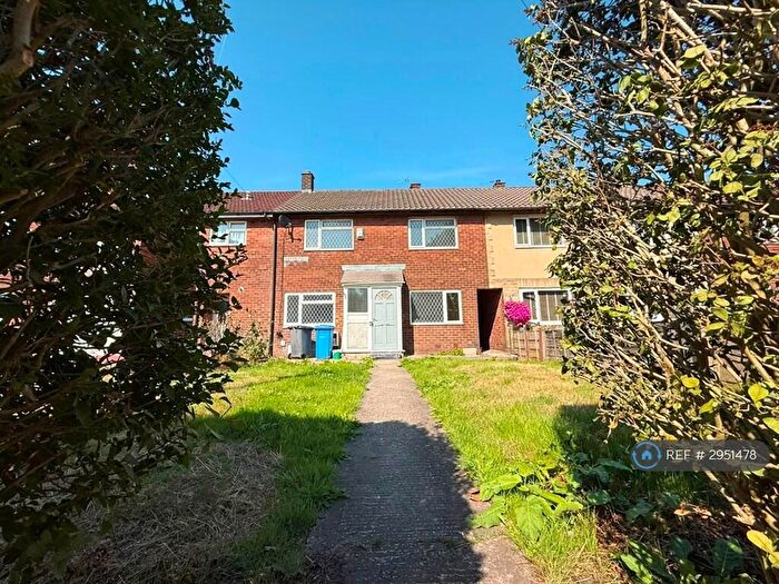 3 Bedroom Terraced House To Rent In Baron Fold, Manchester, M38