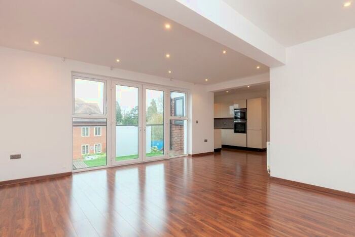 2 Bedroom Apartment To Rent In Stert Street, Abingdon, OX14