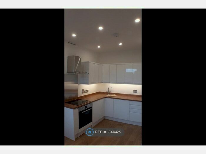 1 Bedroom Flat To Rent In London Road, Reading, RG1