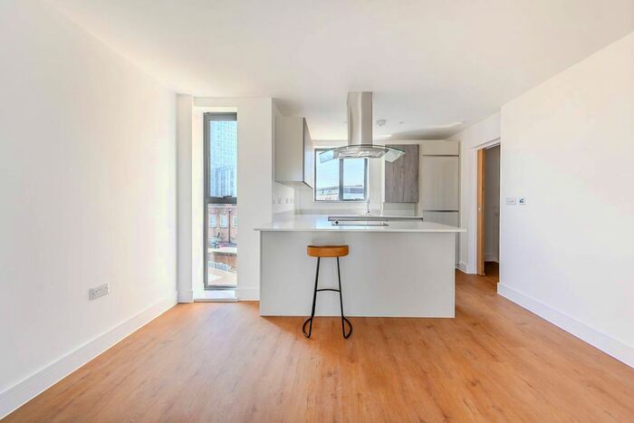 2 Bedroom Flat To Rent In Valley Gardens, Colliers Wood, London, SW19