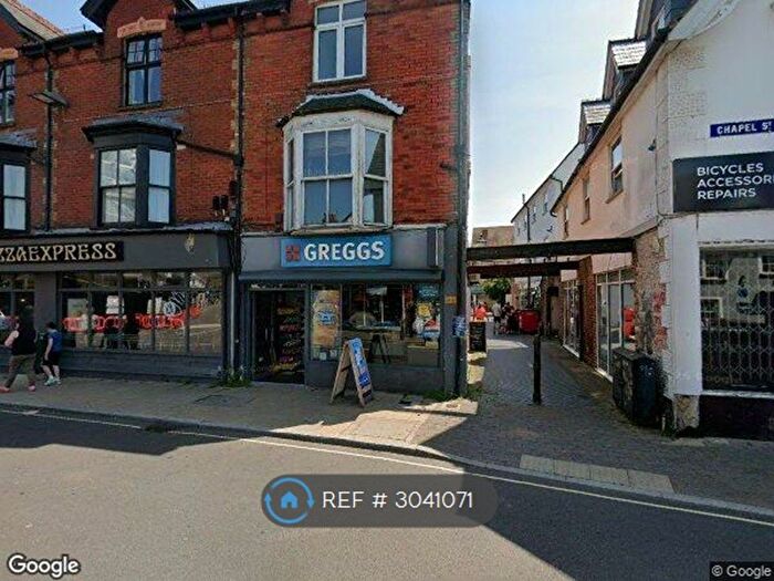 3 Bedroom Flat To Rent In Chapel St, Petersfield, GU32