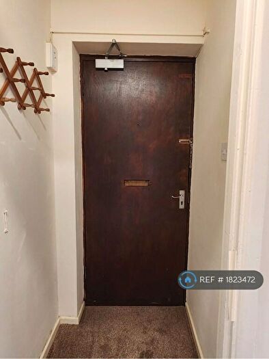 2 Bedroom Flat To Rent In Helicon House, Crawley, RH11