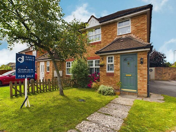 3 Bedroom Semi-Detached House For Sale In Kensington Park, Magor, Caldicot, Monmouthshire, NP26