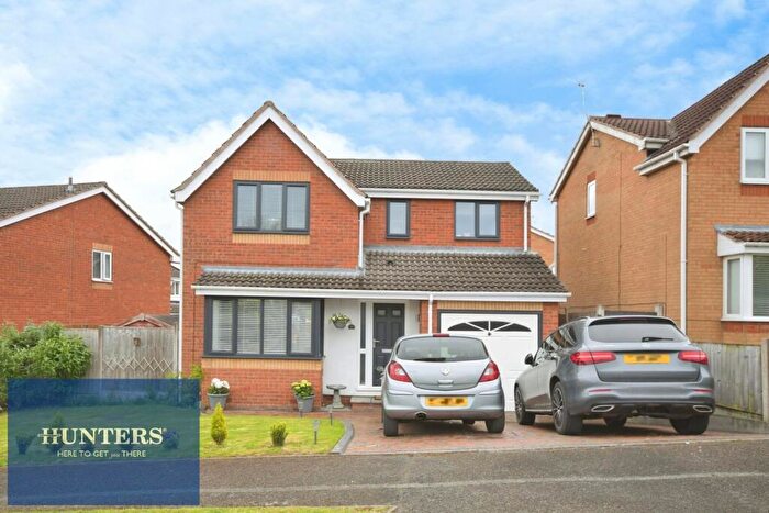 4 Bedroom Detached House For Sale In Pond Lane, New Tupton, Chesterfield, S42