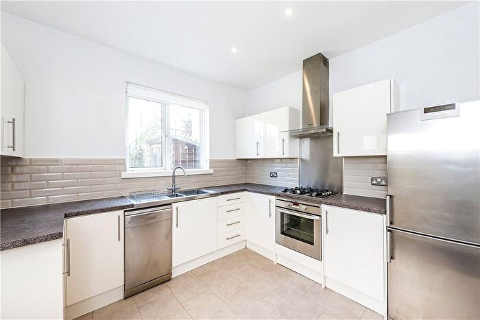 3 Bedroom Terraced House To Rent In Brudenell Road, London, SW17