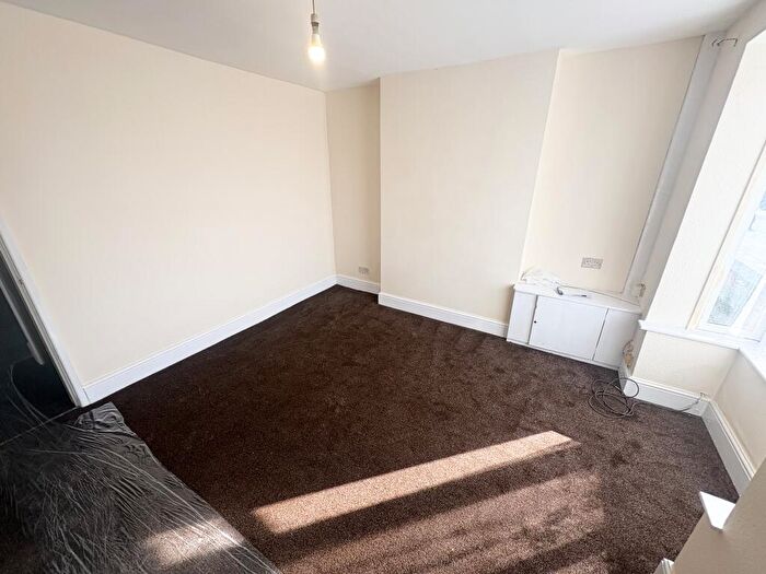 3 Bedroom Terraced House To Rent In Dale Street, Bearwood, B66