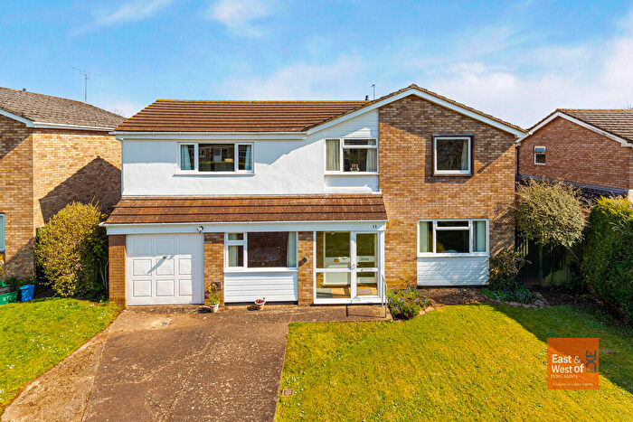 4 Bedroom Detached House For Sale In Clyst St Mary, EX5