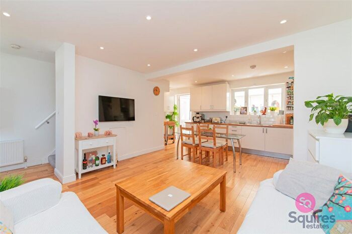 2 Bedroom Terraced House To Rent In Linton Avenue, Borehamwood, WD6