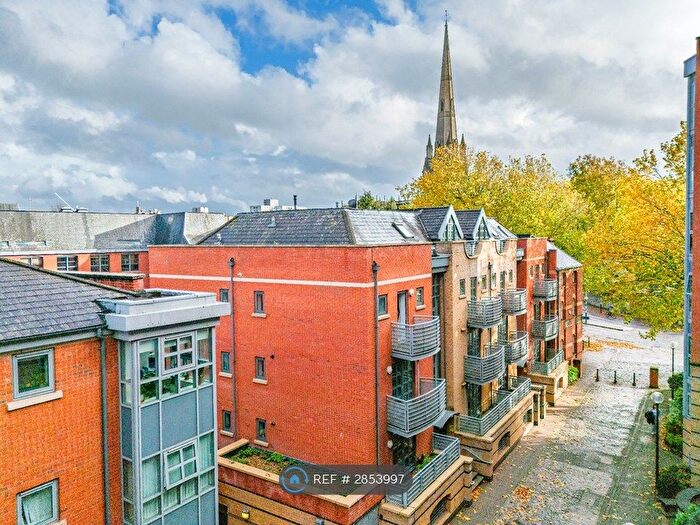 2 Bedroom Flat To Rent In The Metropolitan, Bristol, BS1