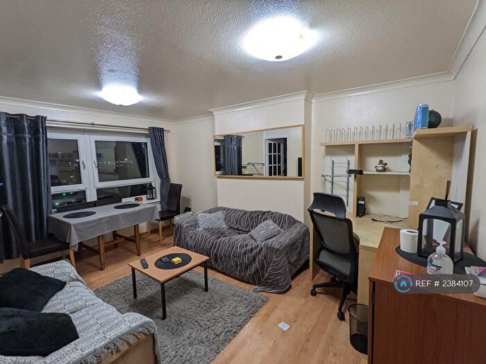 1 Bedroom Flat To Rent In Dobbies Loan Place, Glasgow, G4