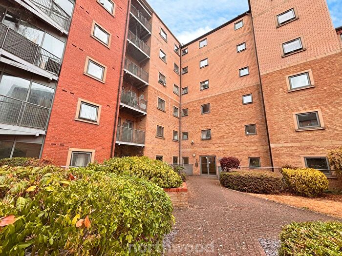 2 Bedroom Flat To Rent In Kentmere Drive, Lakeside, Doncaster, DN4