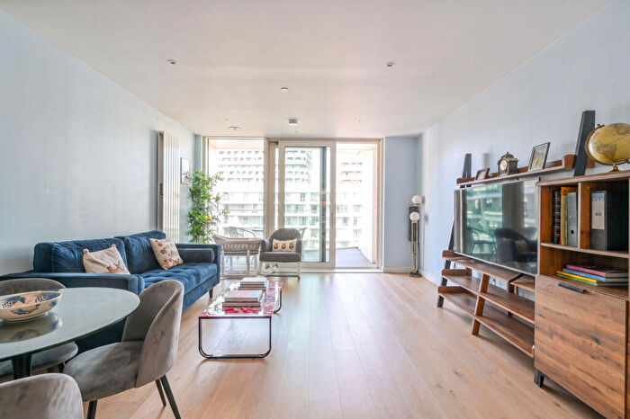 2 Bedroom Flat For Sale In Carrick House, Royal Docks, London, E16