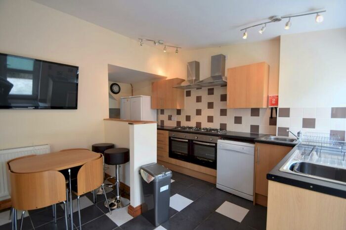 8 Bedroom House To Rent In Cathays Terrace, Cathays, CF24