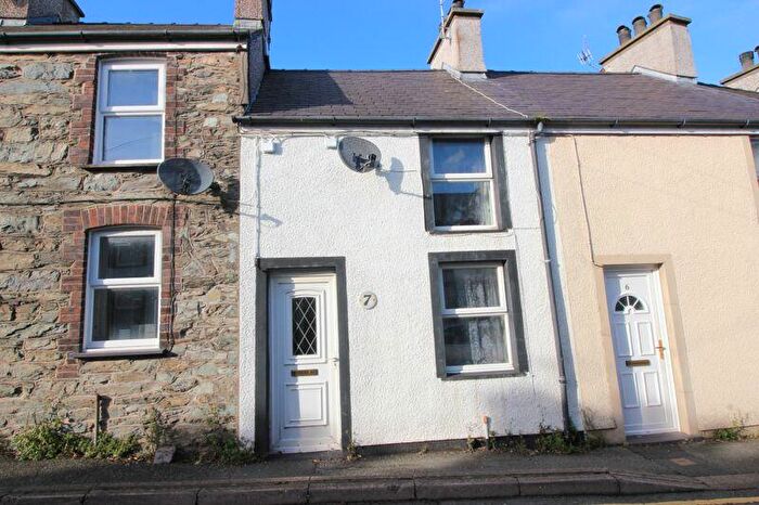 2 Bedroom Terraced House For Sale In Park Terrace, Amlwch, LL68