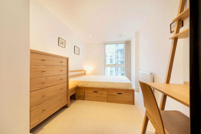 1 Bedroom Flat To Rent In Empire Reach, Dowells Street, Greenwich, London, SE10