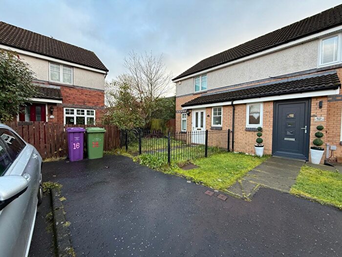 2 Bedroom Semi Detached House To Rent In Glasgow, G20