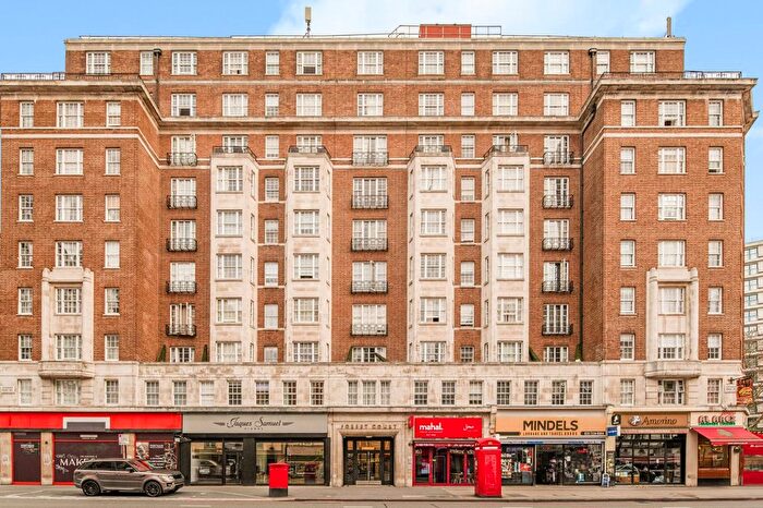 Studio To Rent In Edgware Road, London, W2