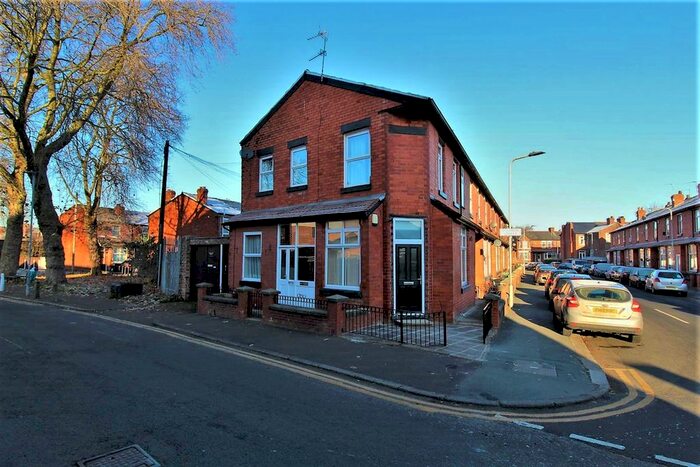 1 Bedroom Flat To Rent In Chasewood, Motherwell Avenue, Levenshulme, Manchester, M19