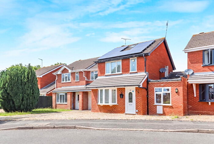 4 Bedroom Detached House For Sale In Marleigh Road, Bidford-on-Avon, B50