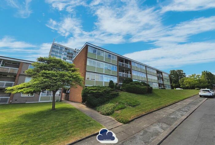 2 Bedroom Flat To Rent In Kenilworth Court, Coventry, CV3