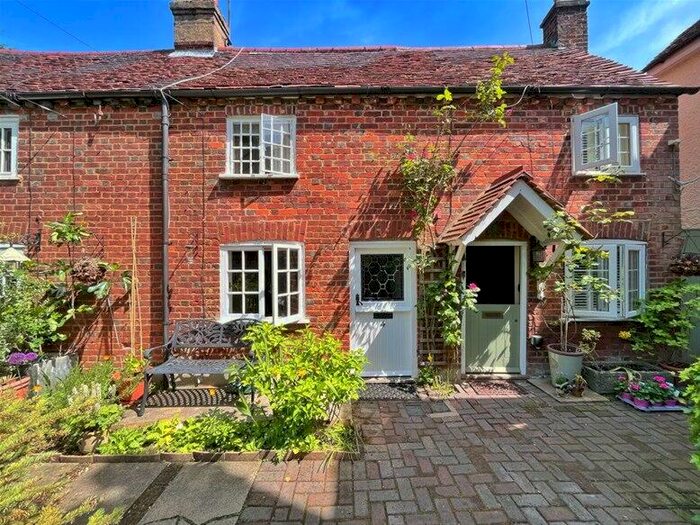 2 Bedroom House To Rent In Hatching Green Cottages, Hatching Green, Harpenden, AL5