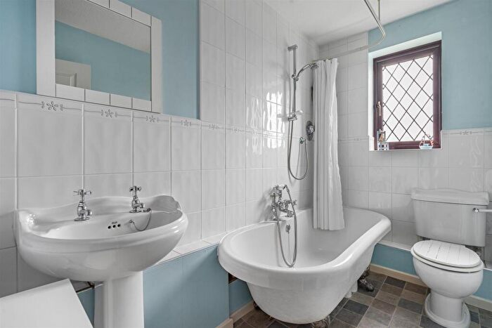 2 Bedroom Terraced House For Sale In Strafford Close, Harlington, LU5