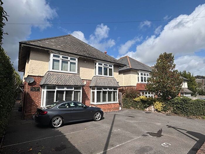 2 Bedroom Flat For Sale In Queens Park South Drive, Queens Park, Bournemouth, BH8