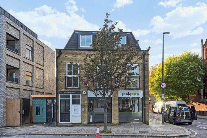 2 Bedroom Flat To Rent In Garratt Lane, London, SW17