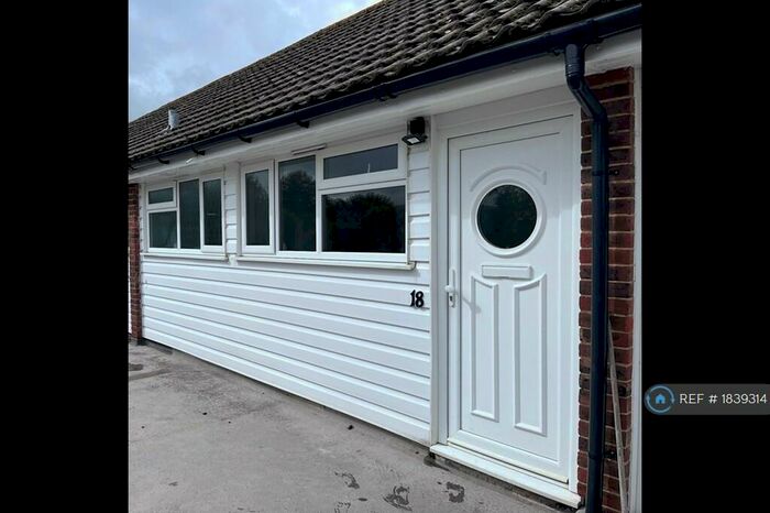 1 Bedroom Flat To Rent In Orion Parade, Hassocks, BN6