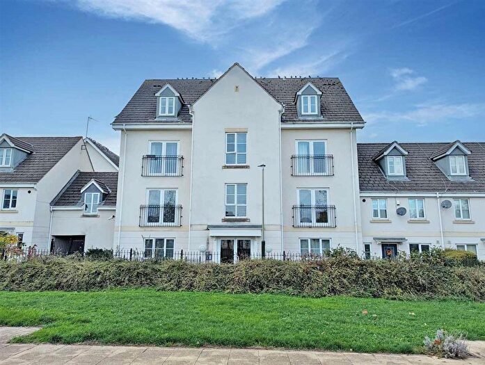 2 Bedroom Flat For Sale In Pintail Close, Cheltenham, GL51