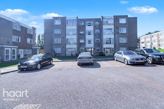 2 Bedroom Flat For Sale In Wembley Park, HA9