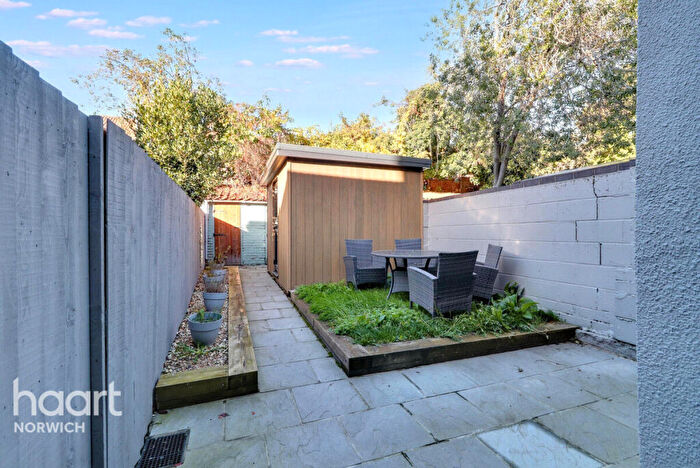 2 Bedroom Terraced House For Sale In Pembroke Road, Norwich, NR2