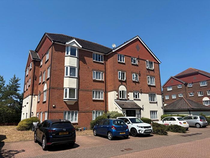 1 Bedroom Apartment To Rent In Tudor Court, St Annes Rise, Redhill, Surrey, RH1
