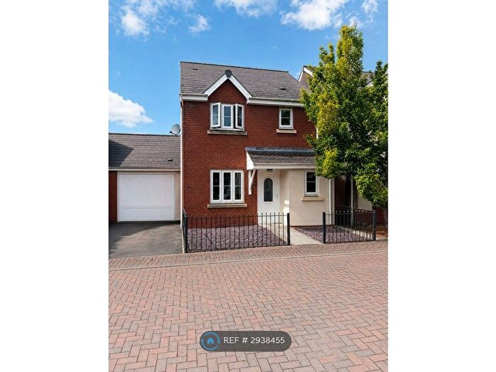 3 Bedroom Detached House To Rent In Heol Banc Y Felin, Swansea, SA4