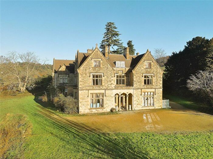 2 Bedroom Apartment For Sale In Gunhouse Lane, Bowbridge, Stroud, Gloucestershire, GL5