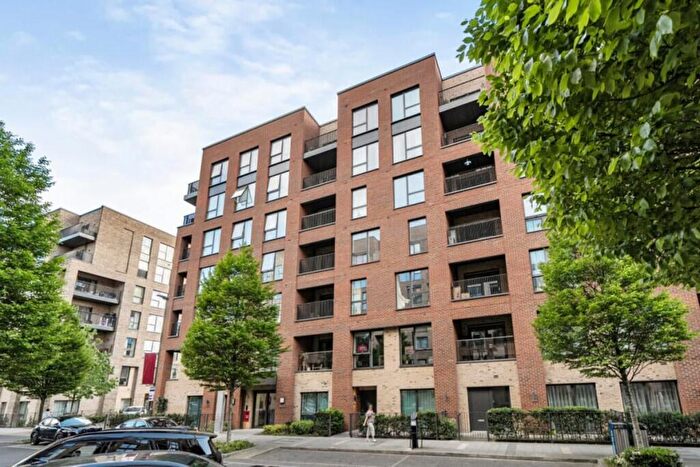 1 Bedroom Flat For Sale In Jasmin House, Lismore Boulevard, NW9