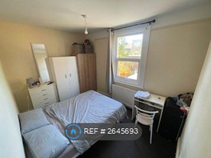 Studio To Rent In Mount Pleasant Road, London, N17