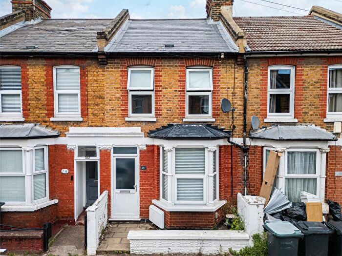 2 Bedroom Terraced House For Sale In Havelock Road, Gravesend, Kent, DA11