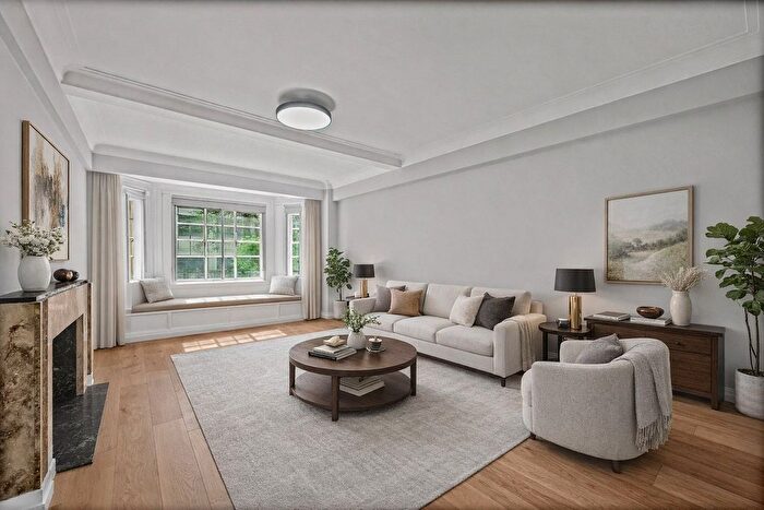 2 Bedroom Flat To Rent In Wigmore Street, Marylebone, London, W1U