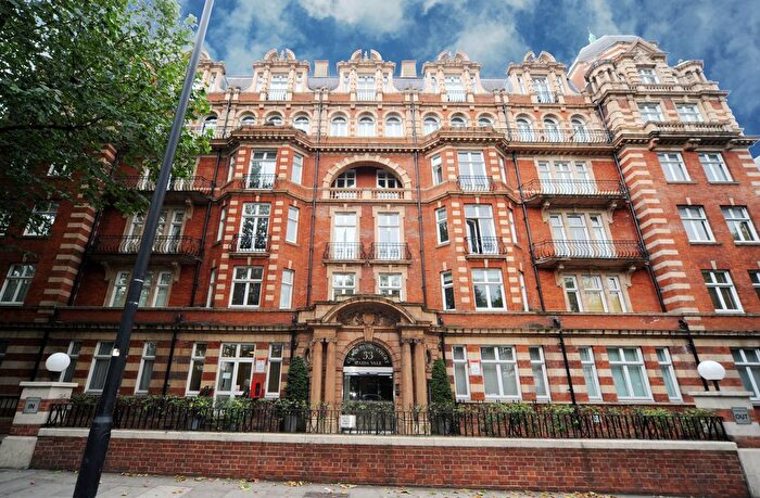 2 Bedroom Flat To Rent In Clarendon Court, Maida Vale, W9