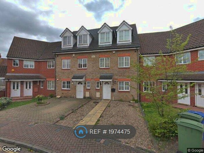 3 Bedroom Terraced House To Rent In Plymouth Road, Chafford Hundred, RM16