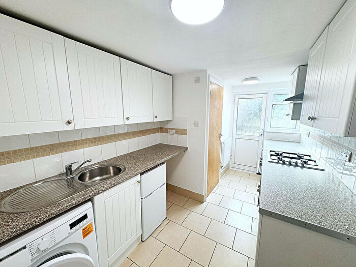 Studio To Rent In The Crescent, Selhurst, Surrey, CR0