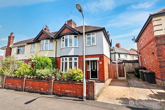 3 Bedroom End Of Terrace House For Sale In Richmond Road, Nuneaton, CV11