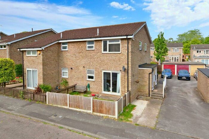 1 Bedroom End Of Terrace House For Sale In Dogwood Close, Lordswood, Chatham, Kent, ME5