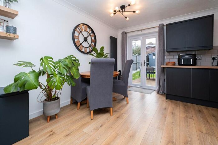 2 Bedroom End Of Terrace House For Sale In Lindridge Close, Herne Bay, CT6