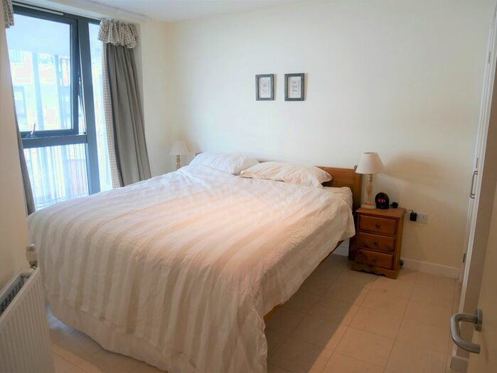 1 Bedroom Flat To Rent In Fearns House, West Ealing, W13