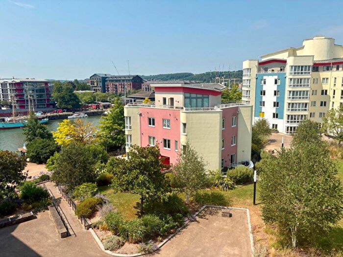 2 Bedroom Flat To Rent In Harbourside, The Crescent, BS1